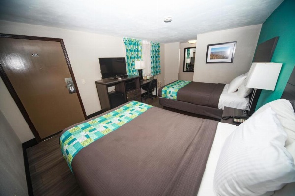 Relax Inn-Bradford image 13