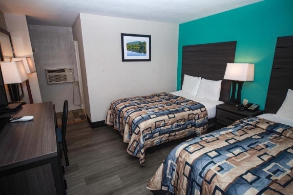 Relax Inn-Bradford image 19