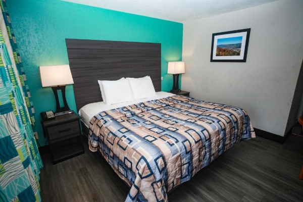 Relax Inn-Bradford image 28